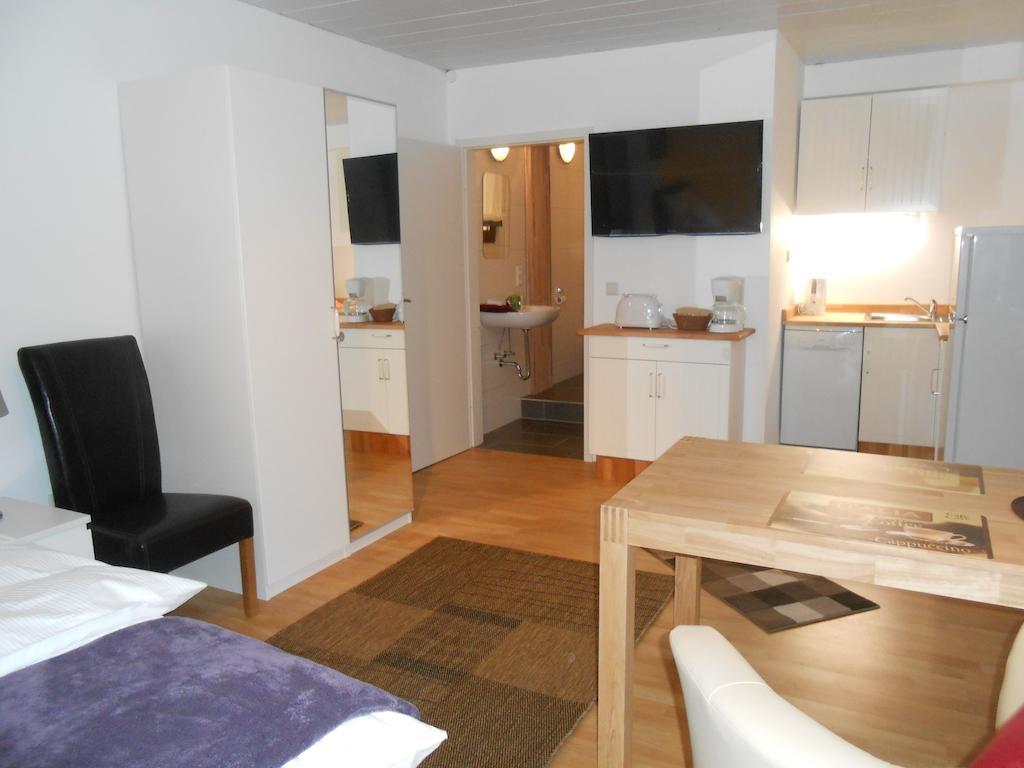 Warum Ins Hotel Neckarsulm Exterior photo